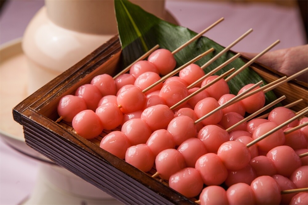 Tokyo Restaurant Holds “Strawberry Tasting Festival” 0