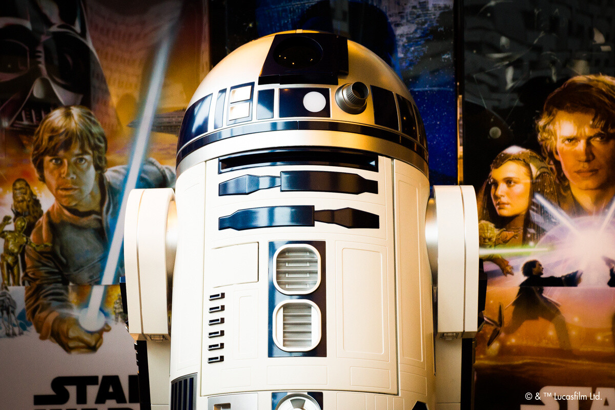 Where’s C-3PO?! R2-D2™ Moving Refrigerator on Display at Daikanyama Tsutaya 13
