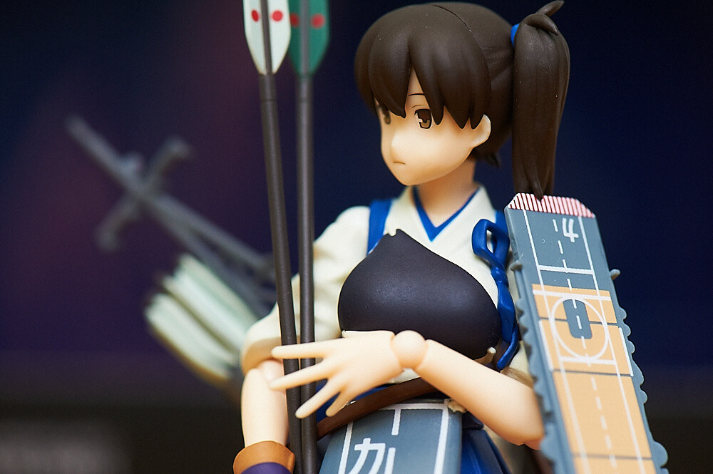 Yumiya (the aircraft) and the deck have also been drawn up in great detail. 12