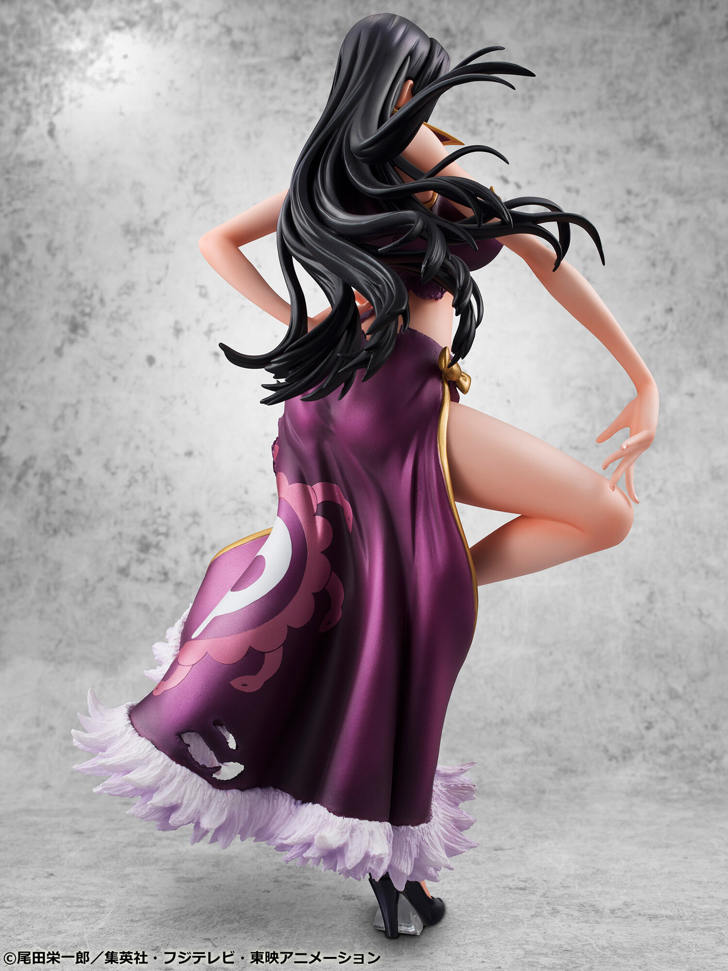 Which Figure Is the Most Beautiful?! Pre-orders Open for Set Featuring Princess Vivi in See-Through Tee & Empress Boa Hancock in Torn China Dress! 8