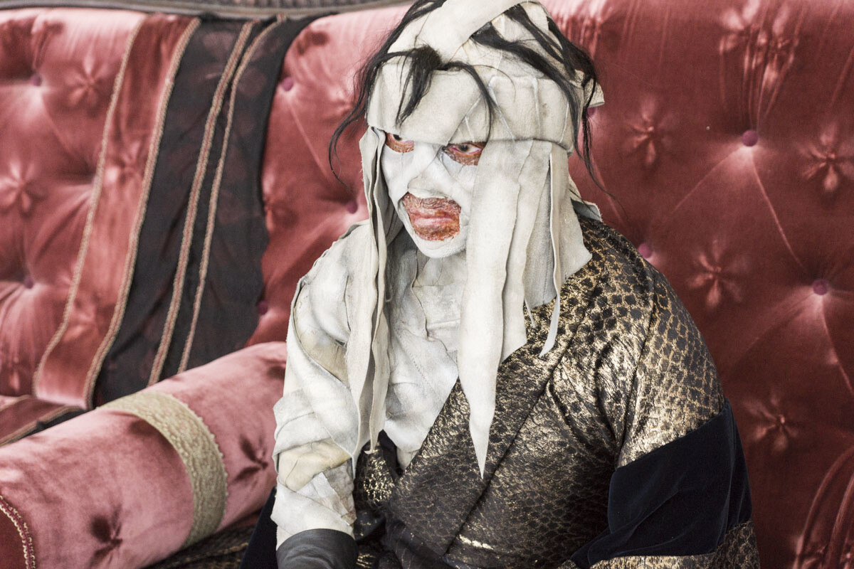 Life-Size Statue of the Deranged Lunatic Makoto Shishio Unveiled in Shinjuku! 0