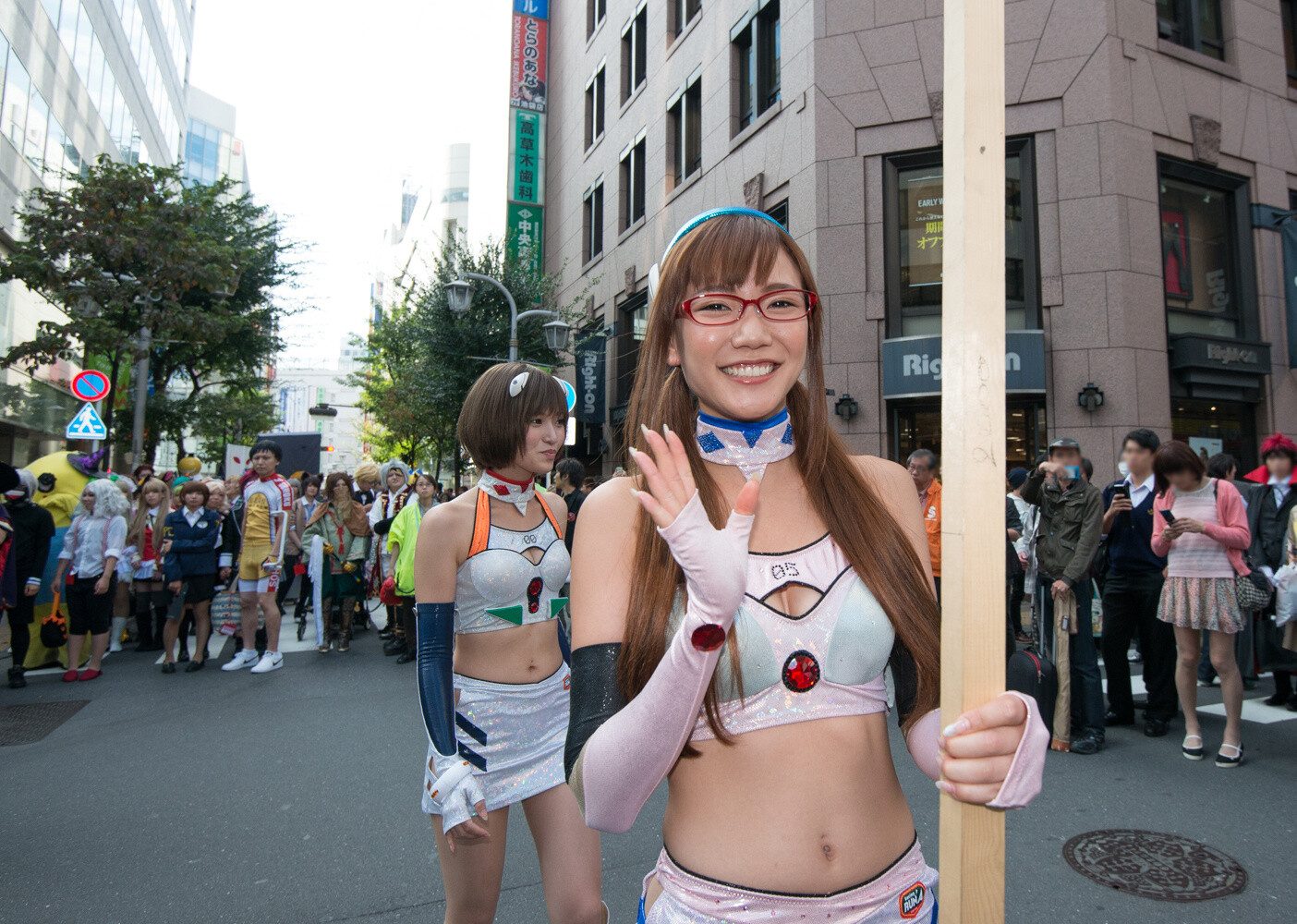 Cosplay Parade Brings Excitement to Ikebukuro! 11