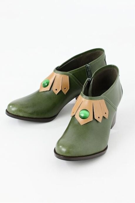 *Magic Knight Rayearth's* Hikaru, Umi, and Fuu Boots Now Available for Preorder 3