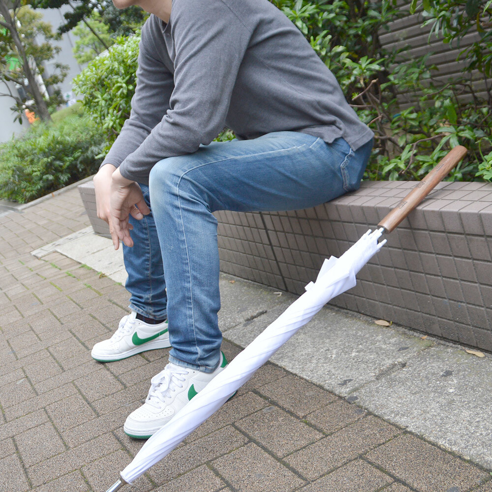 Gintoki’s Bokuto Transforms into an Umbrella! 8