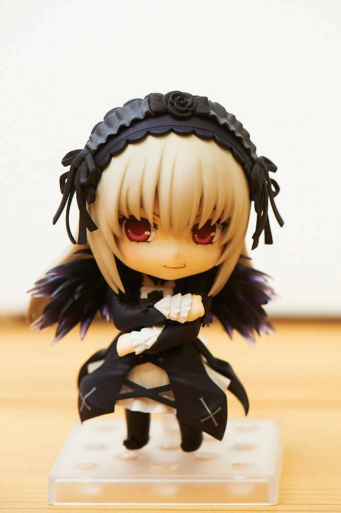 Her annoying-looking tongue-clicking face 39