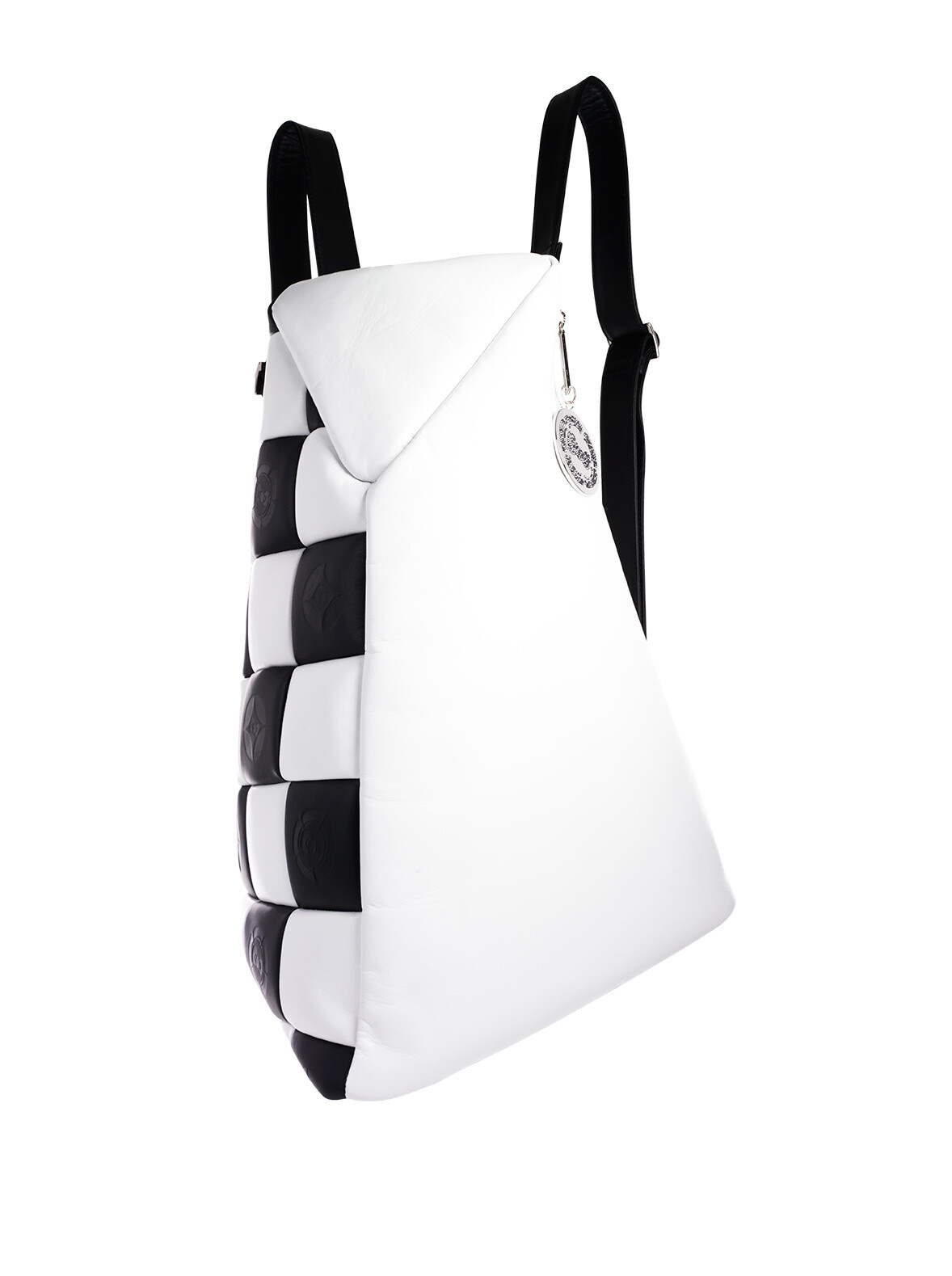 It’s a Whole New Hello Kitty World! Junko Makino Collaboration Gives Hello Kitty a Modern Japonism Makeover! 5