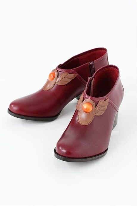 *Magic Knight Rayearth's* Hikaru, Umi, and Fuu Boots Now Available for Preorder 1