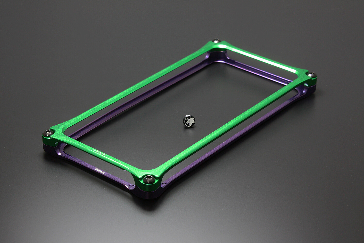 Made in Japan! Ultra Quality iPhone Cases Hold the Spirits of Popular Characters [1/2] 1