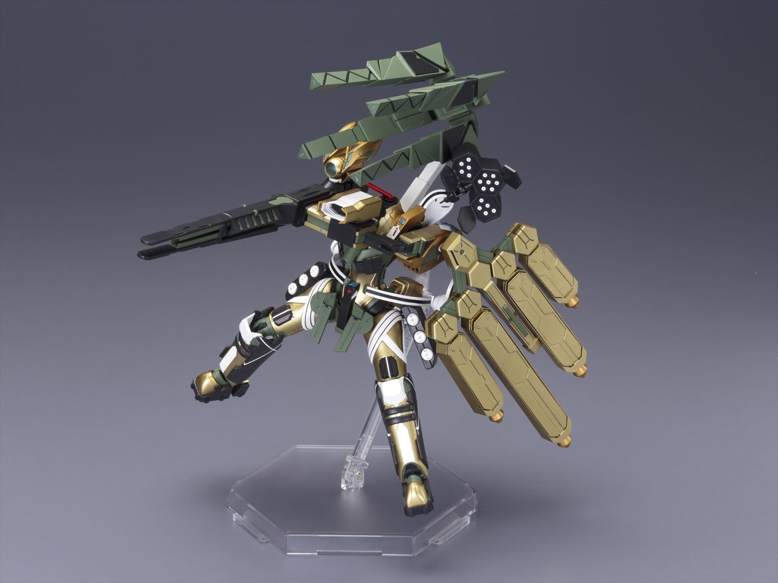 Newest Majestic Prince Model Kit Gold Four to Be Released This October! 2
