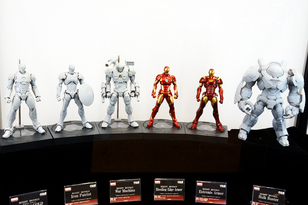 Looking Back at WonFes 2015 [Winter]! Part 1: Photo Collection of Cool & Comical Creations! 187