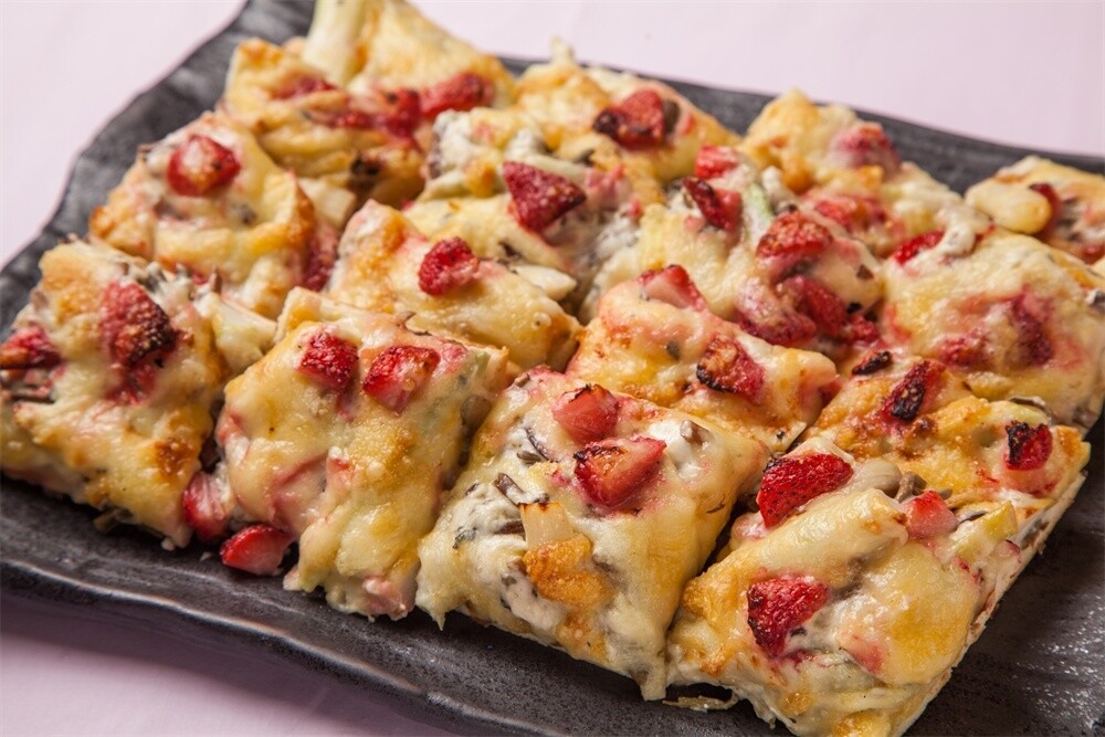 Tokyo Restaurant Holds “Strawberry Tasting Festival” 3