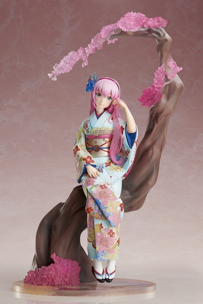 8 Breathtaking Kimono-Clad Figures! 0