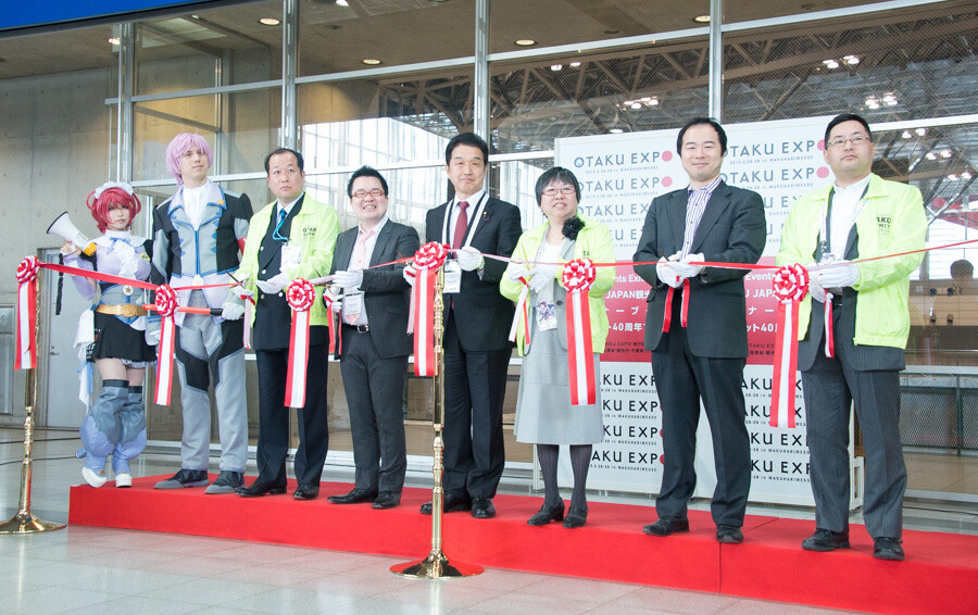 Comiket Special 6 Opens! Event Held at Makuhari for First Time in 25 Years 16