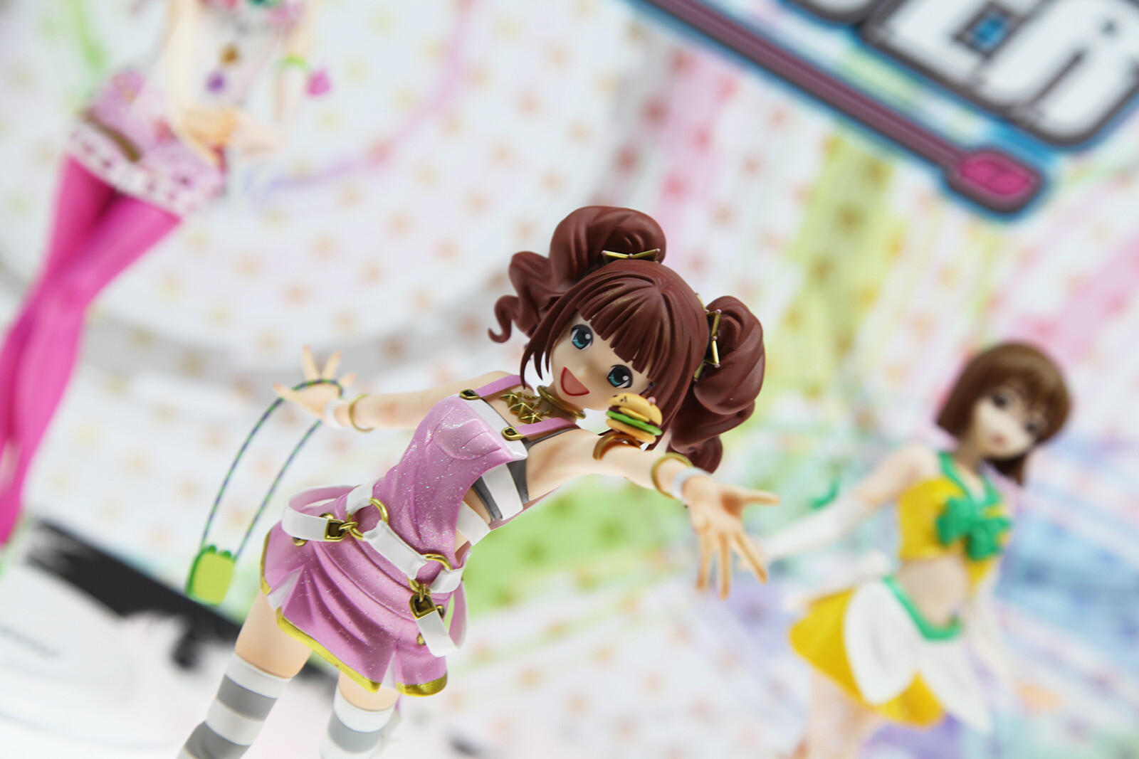 Summer Wonder Festival 2013 Opens! Attendee's Passion and Quest for the Highest Quality Kits Run High! 2