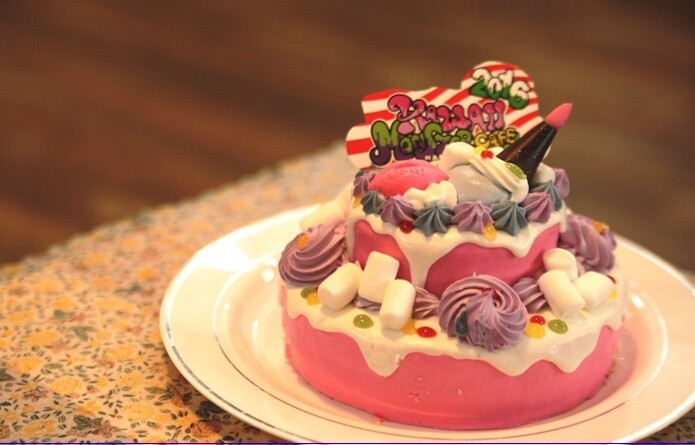 A Harajuku Creation: The Kawaii Monster Cafe's Christmas Cake Is Too Cute to Eat! 2