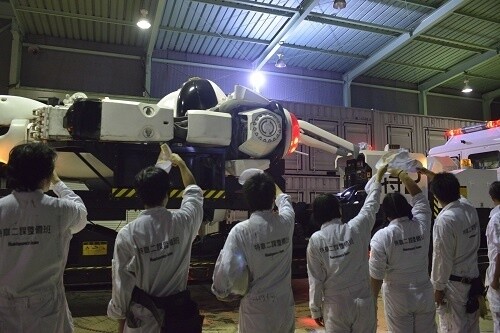 © 2014 The Next Generation: Patlabor Production Committee 6