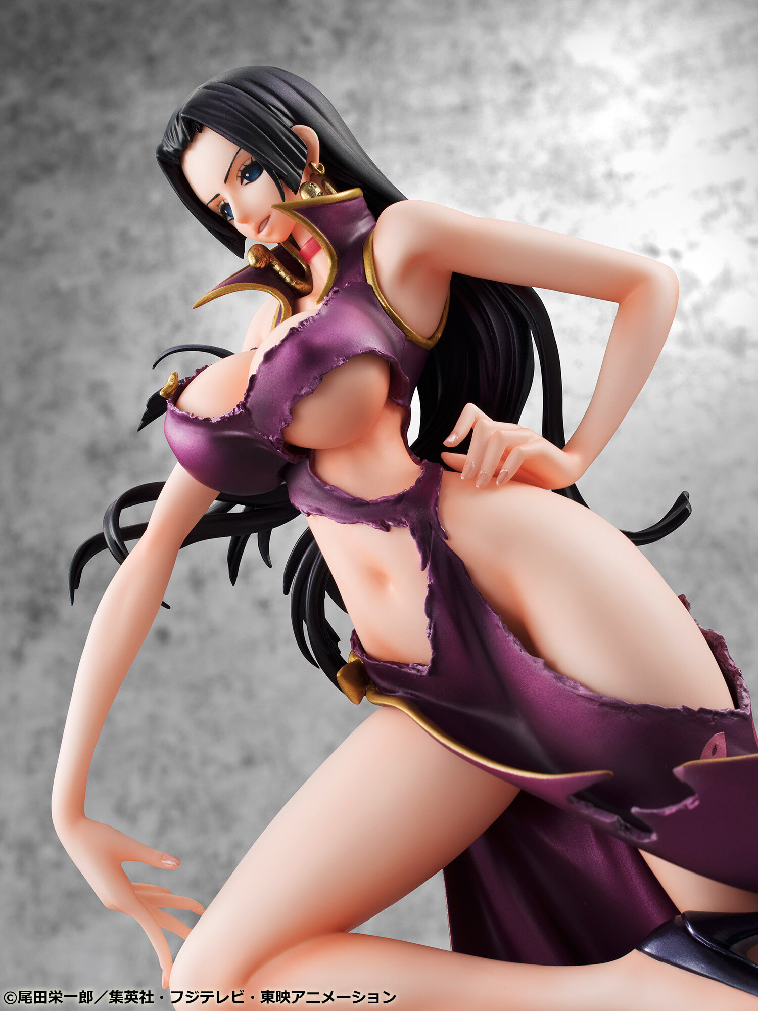 Which Figure Is the Most Beautiful?! Pre-orders Open for Set Featuring Princess Vivi in See-Through Tee & Empress Boa Hancock in Torn China Dress! 9