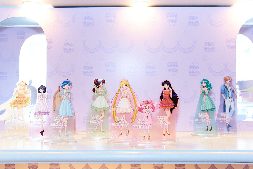 Spend A Day With Pretty Guardians at Incredible Q-pot CAFE. x Sailor Moon Collab! 42