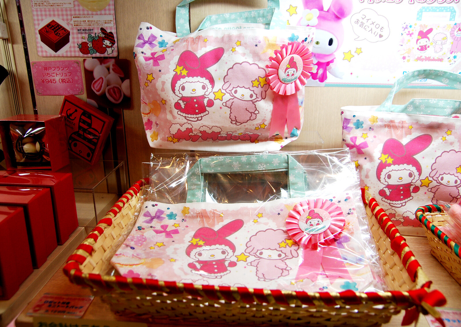 Christmas Comes to Sanrio Puroland! My Melody’s Christmas Market Report 8