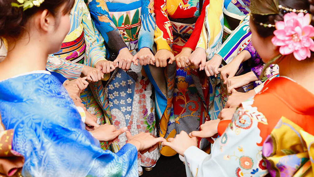 Uniting the World With Kimono - Imagine One World 23