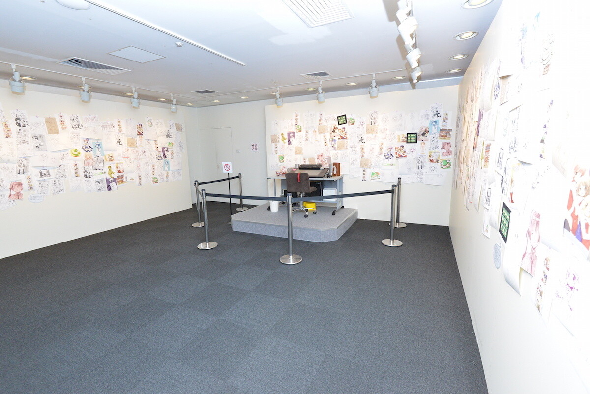Ume Aoki Exhibition Begins 17