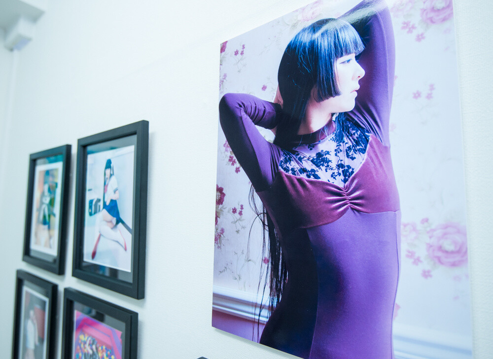 Sexy? Fetishistic? Heart-Throbbing Aimai Bishoujo Art Exhibit Begins 27