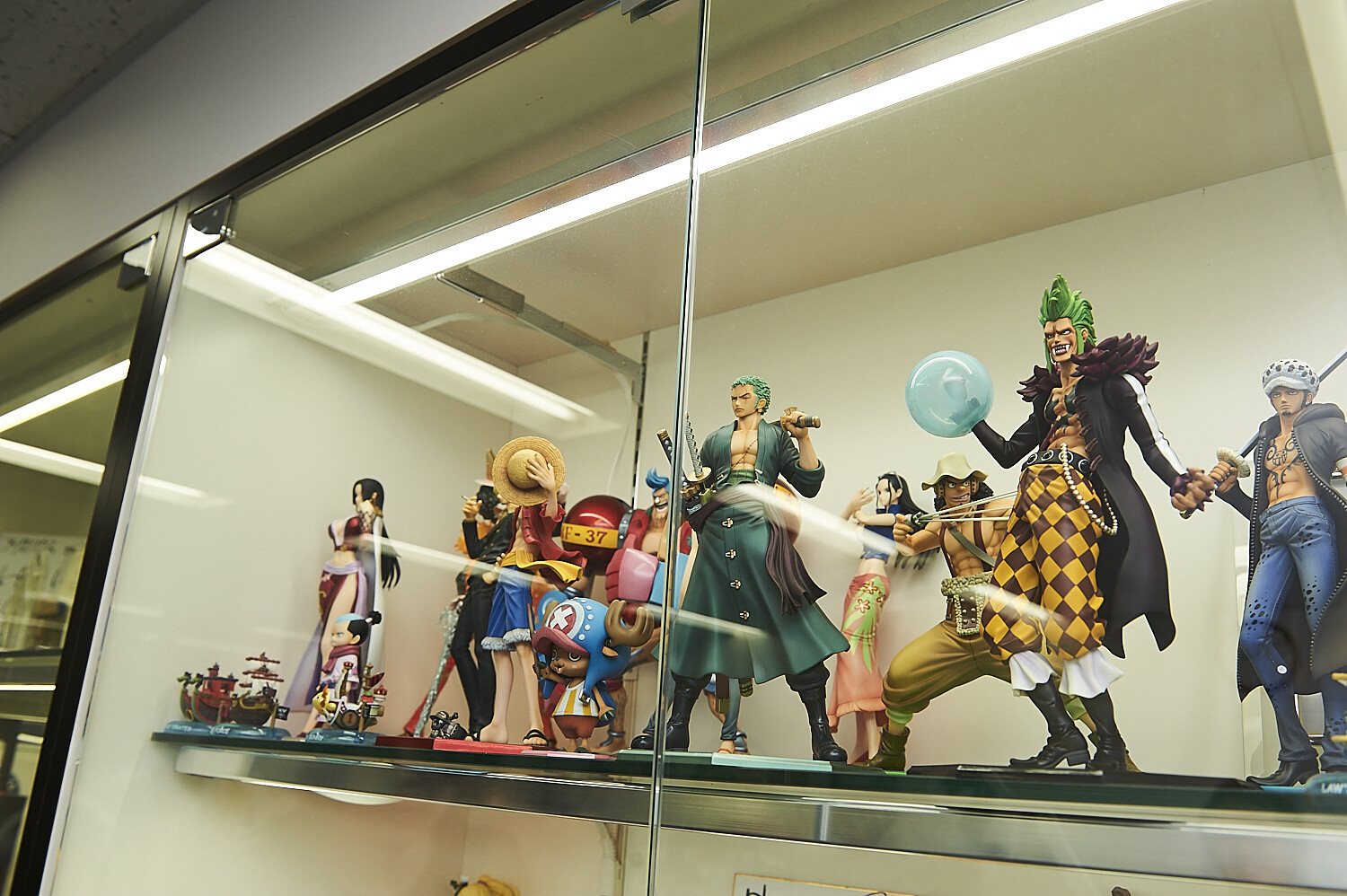 Art of Figure Making:  MegaHouse,“ONE PIECE” and P.O.P Part 2 42