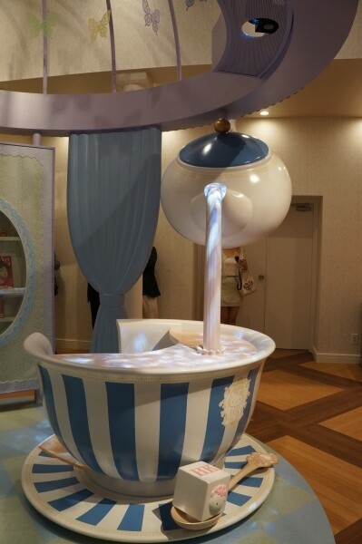 An Inside Look at Sanrio Puroland’s New Attraction, “Lady Kitty House”! 2