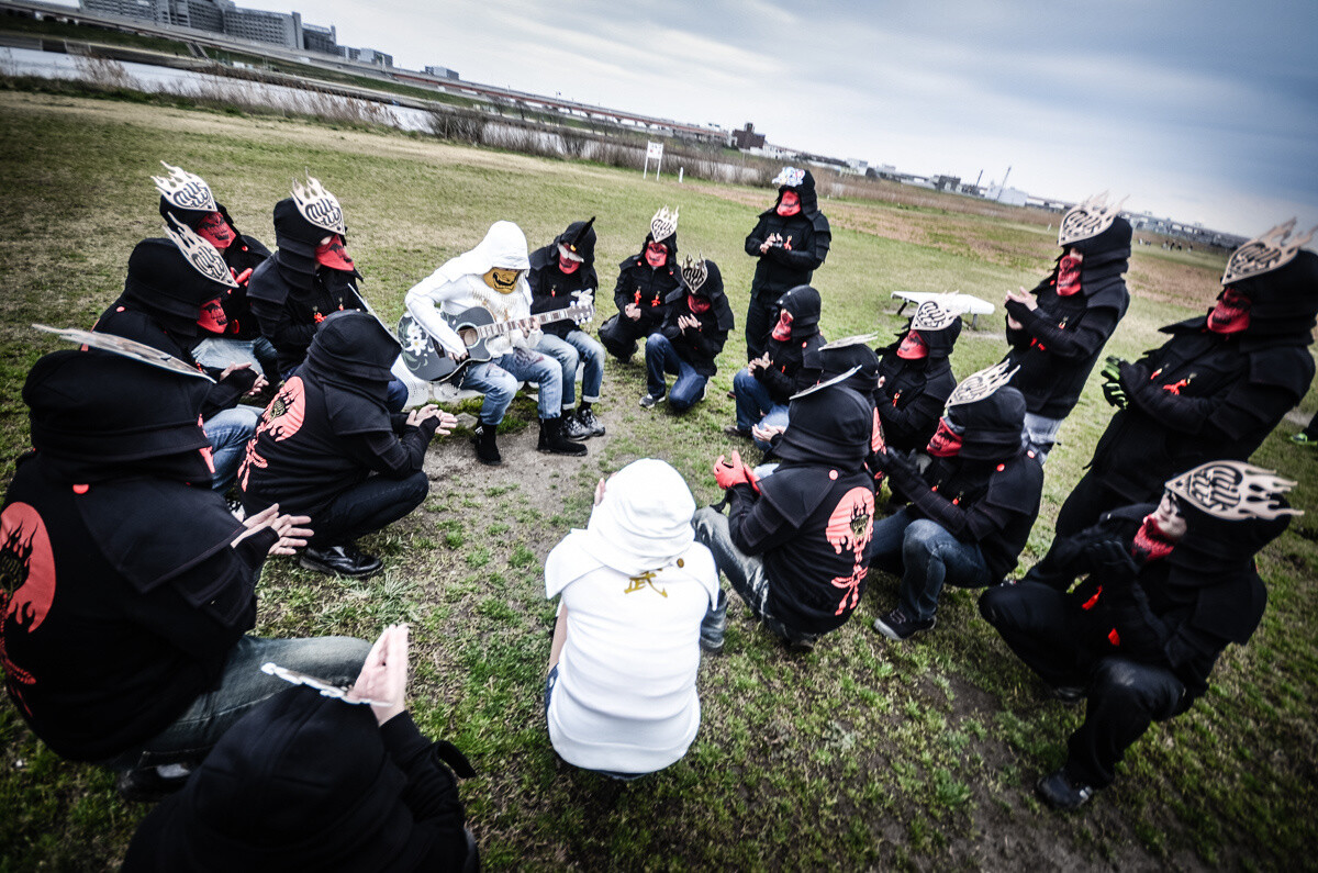 [Last Samurai?!] 30 Samurai in Modern Armor Gather for Epic Cavalry Fight 27