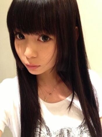 Since it launched in November 2004, Nakagawa’s official blog “Shokotan Blog” has surpassed 1.5 billion page views and has attracted many readers. 12