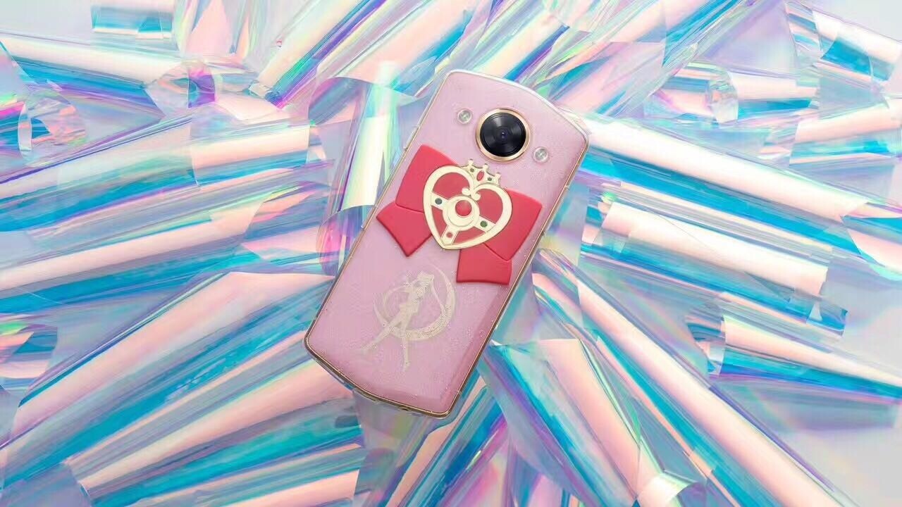 Sailor Moon Teams Up With Meitu for Limited Edition M8 Smartphone 2