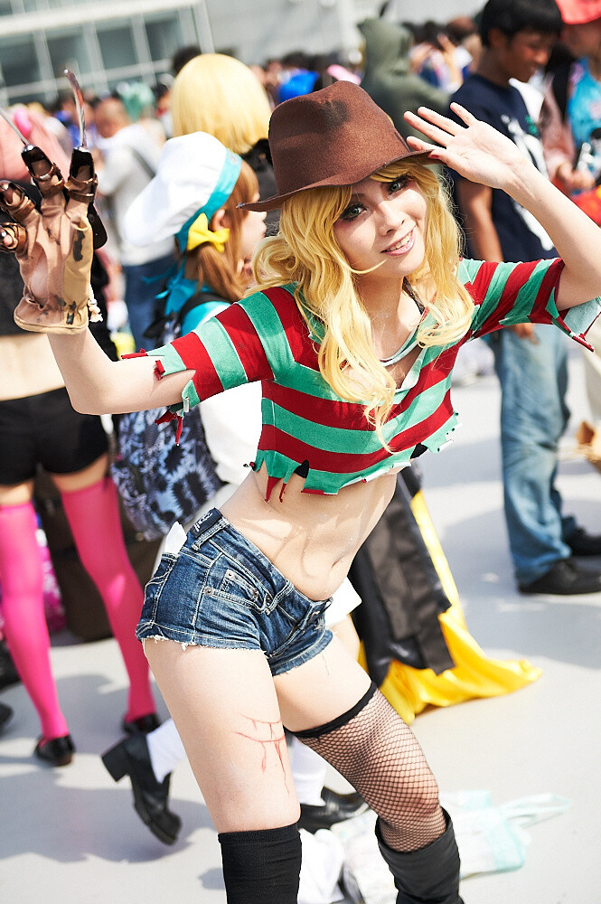 2014 Summer Comiket Photo Report: Cute & Sexy Content 26