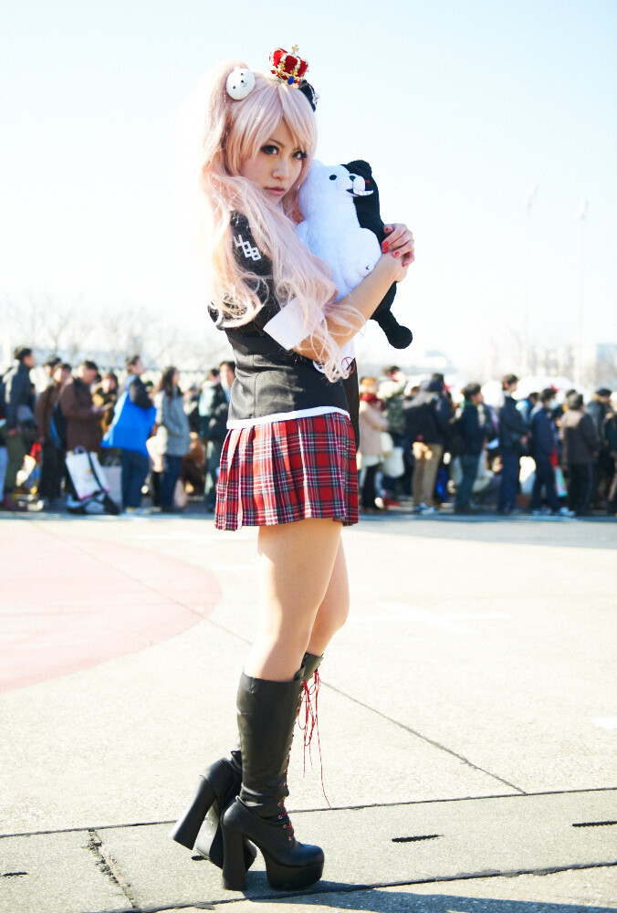 2014 Winter Comiket Photo Report: Ladies Edition 0