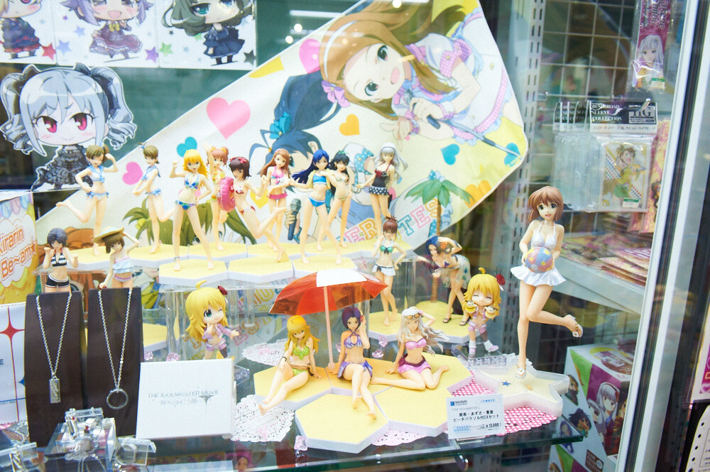 Shocking! Kotobukiya Akihabara - A Shop for Otaku [2/2] 8