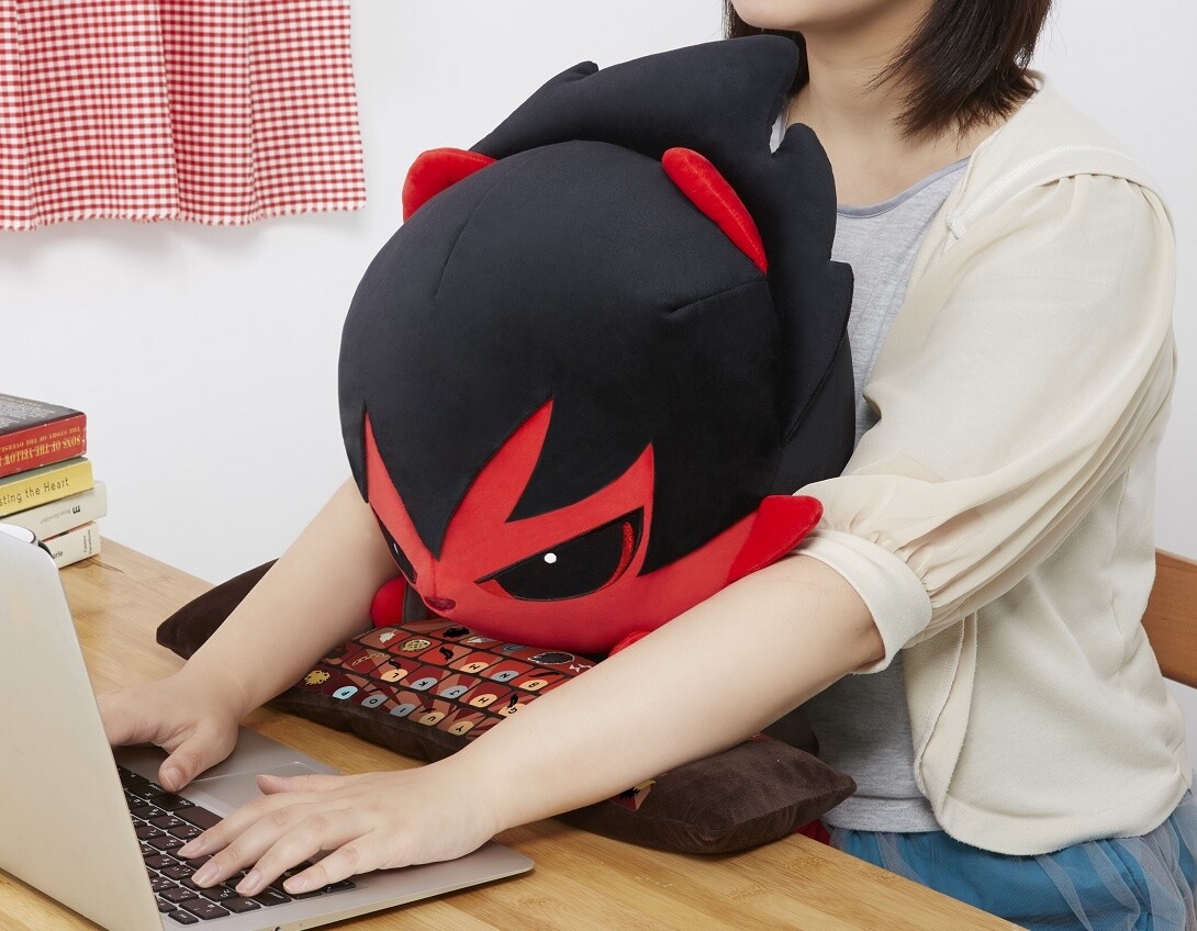 Bandai Opens Pre-Orders for PC Cushion of Popular Show By Rock!! Character Crow! 1