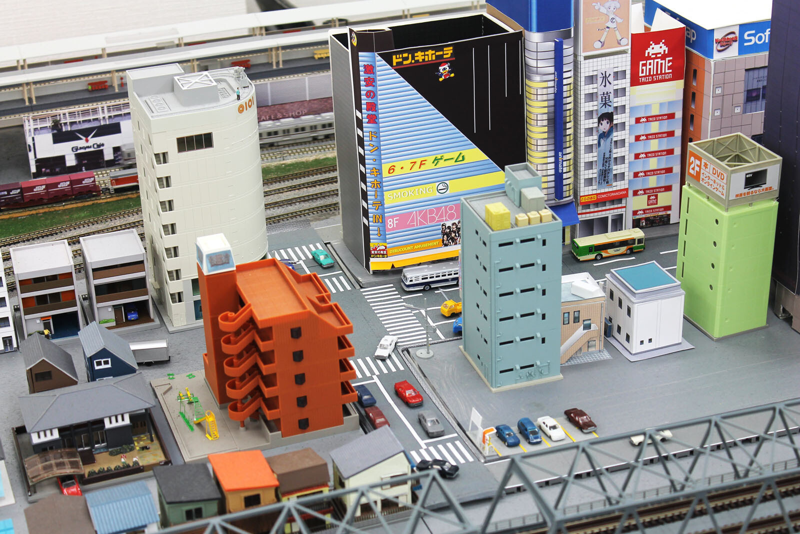 Artesia: A Model Train Buying and Selling Shop in Akihabara 11