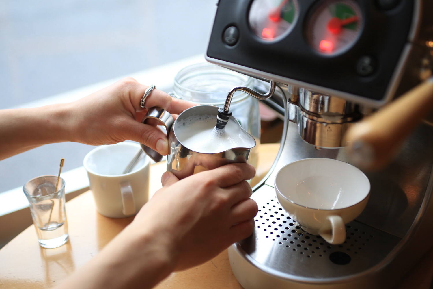 3D LATTE ART the ultimate shape of art to come - too cute to drink? 6