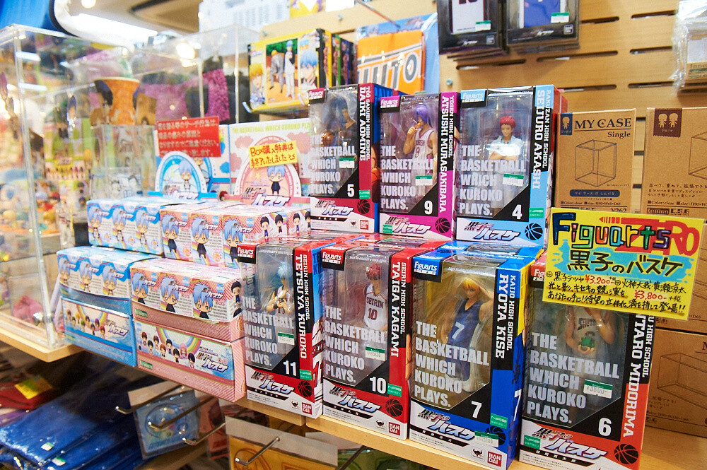 Shocking! Kotobukiya Akihabara - A Shop for Otaku [1/2] 25