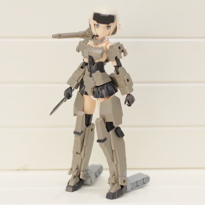 I Had a Go Putting Together and Playing Around with Frame Arms Girl Gourai! 14