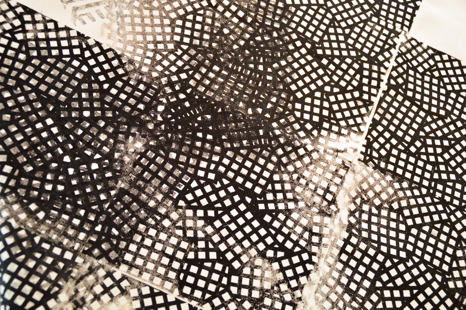 “Kakeami,” which is only one technique of expression, is detached from the story and shown. 8