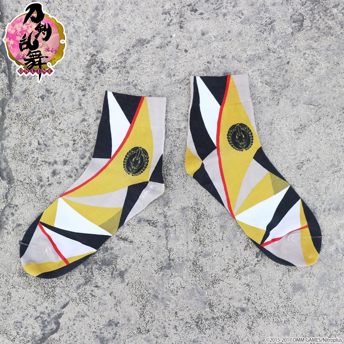 6 Stylish Touken Ranbu Sock Designs Released for Kutsushita Collab! 3