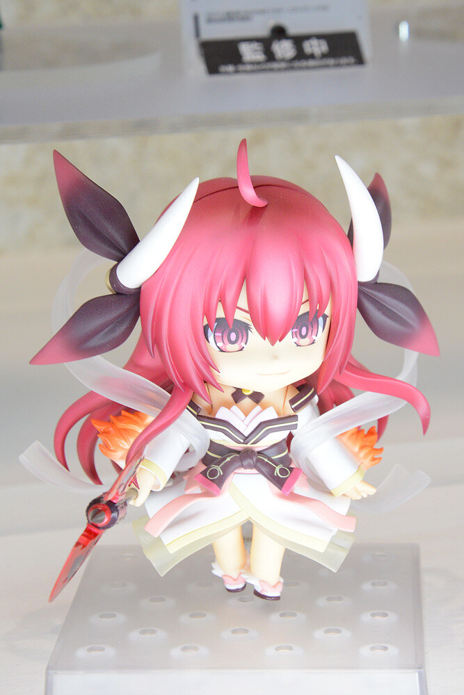 Looking Back at WonFes 2015 [Winter]! Part 2: Photo Collection of Cute and Sexy Figures! 396