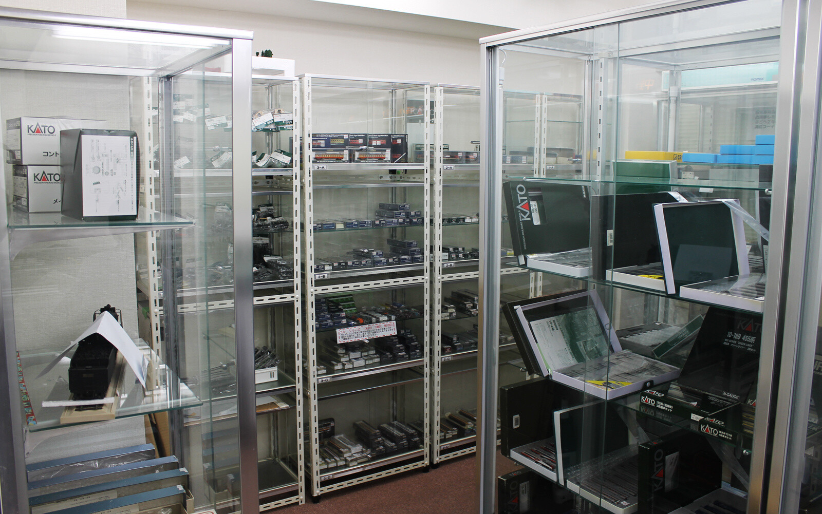 Artesia: A Model Train Buying and Selling Shop in Akihabara 5