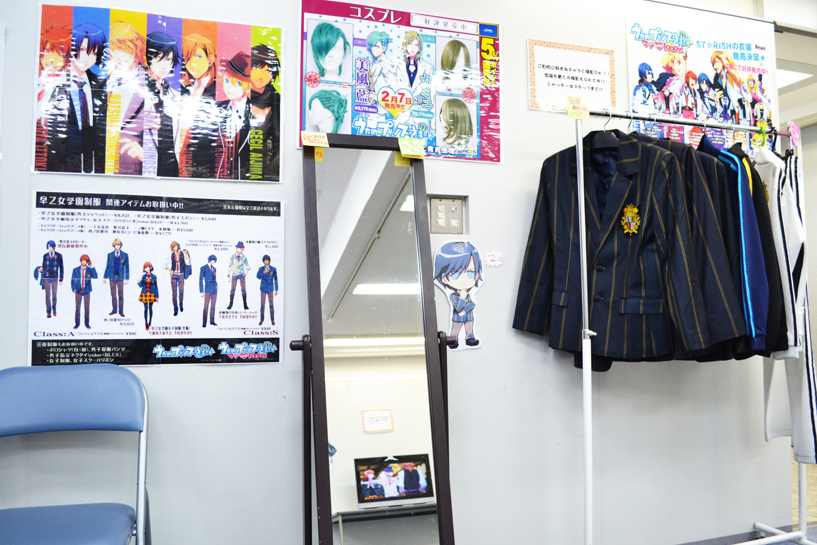 TOM Infiltrates the Best Anime Shop in the World! [3/3] 10