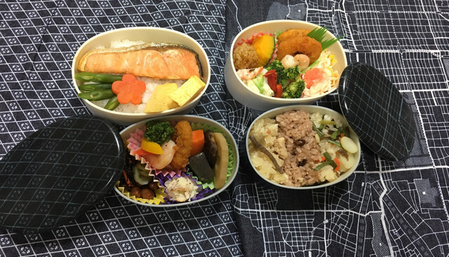 Feast With Gorgeous Bento Boxes Showcasing Traditional Japanese Techniques! 15