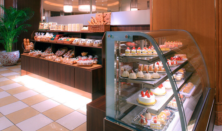 Celebrate Girls' Day with an Adorable & Delicious Family Cake! 3