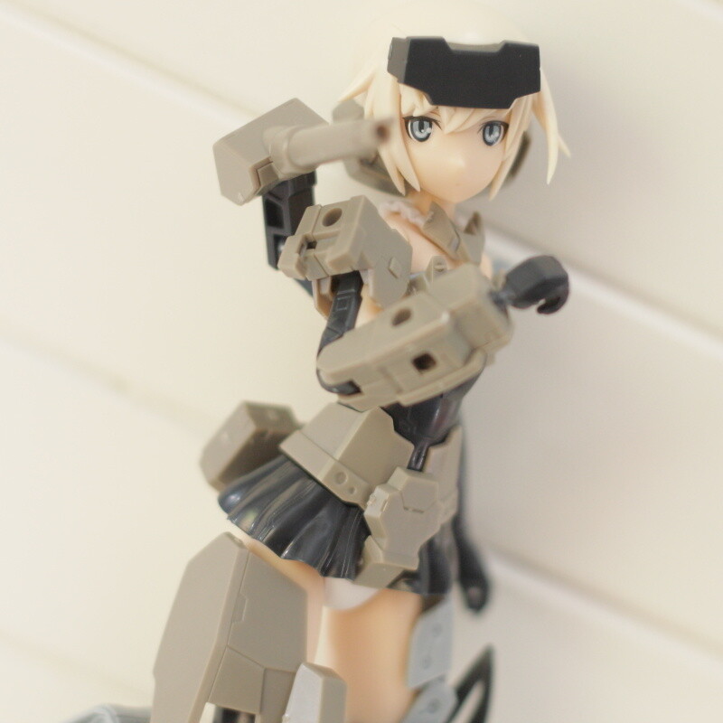 I Had a Go Putting Together and Playing Around with Frame Arms Girl Gourai! 10