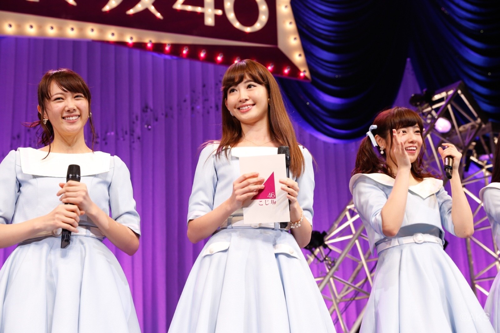 AKB48′s Haruna Kojima Makes Surprise Appearance at Nogizaka46 Concert to Debut “Kojizaka 46” Song! 2