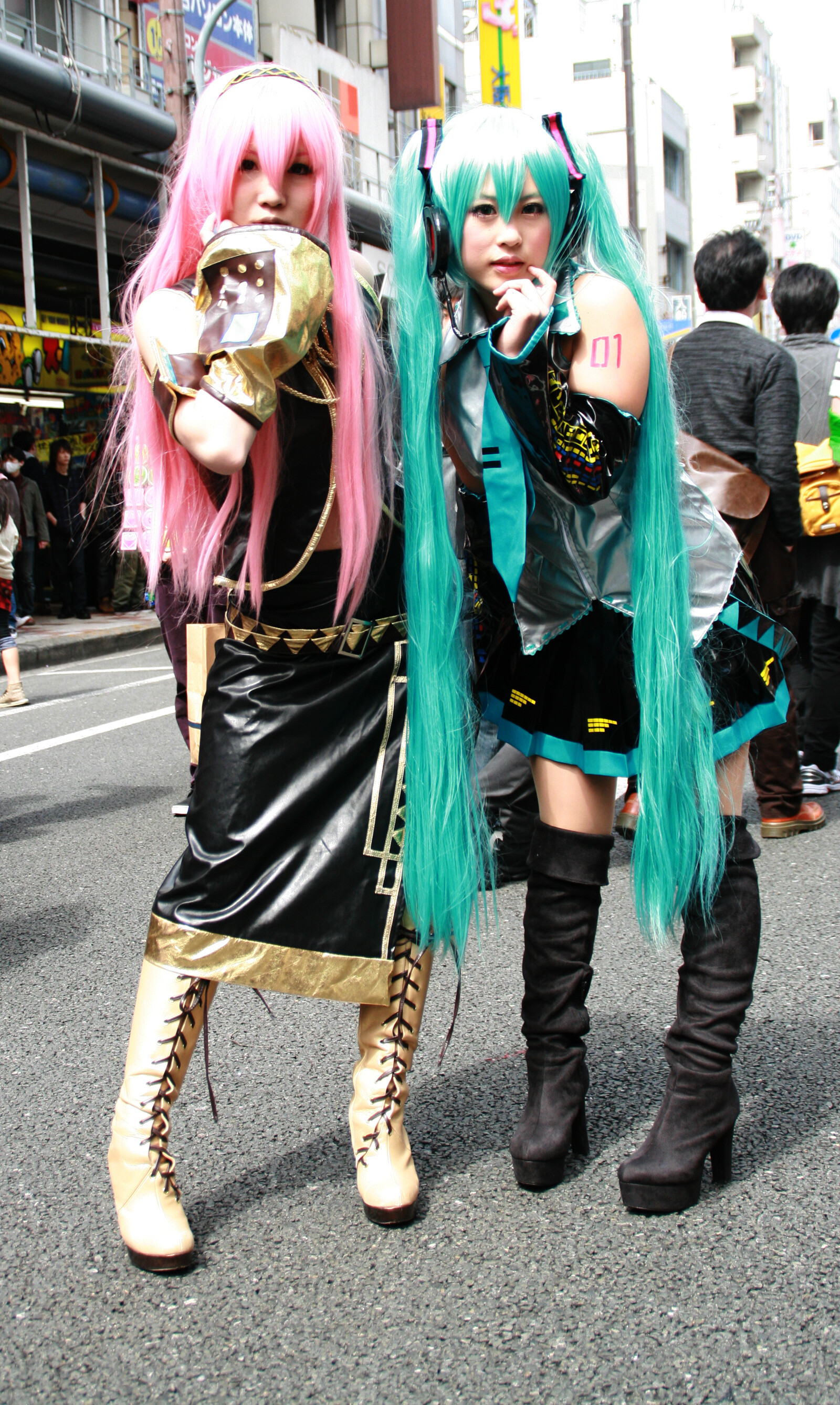 An Event Bigger Than Comiket?! Nipponbashi Street Festival in Osaka 6