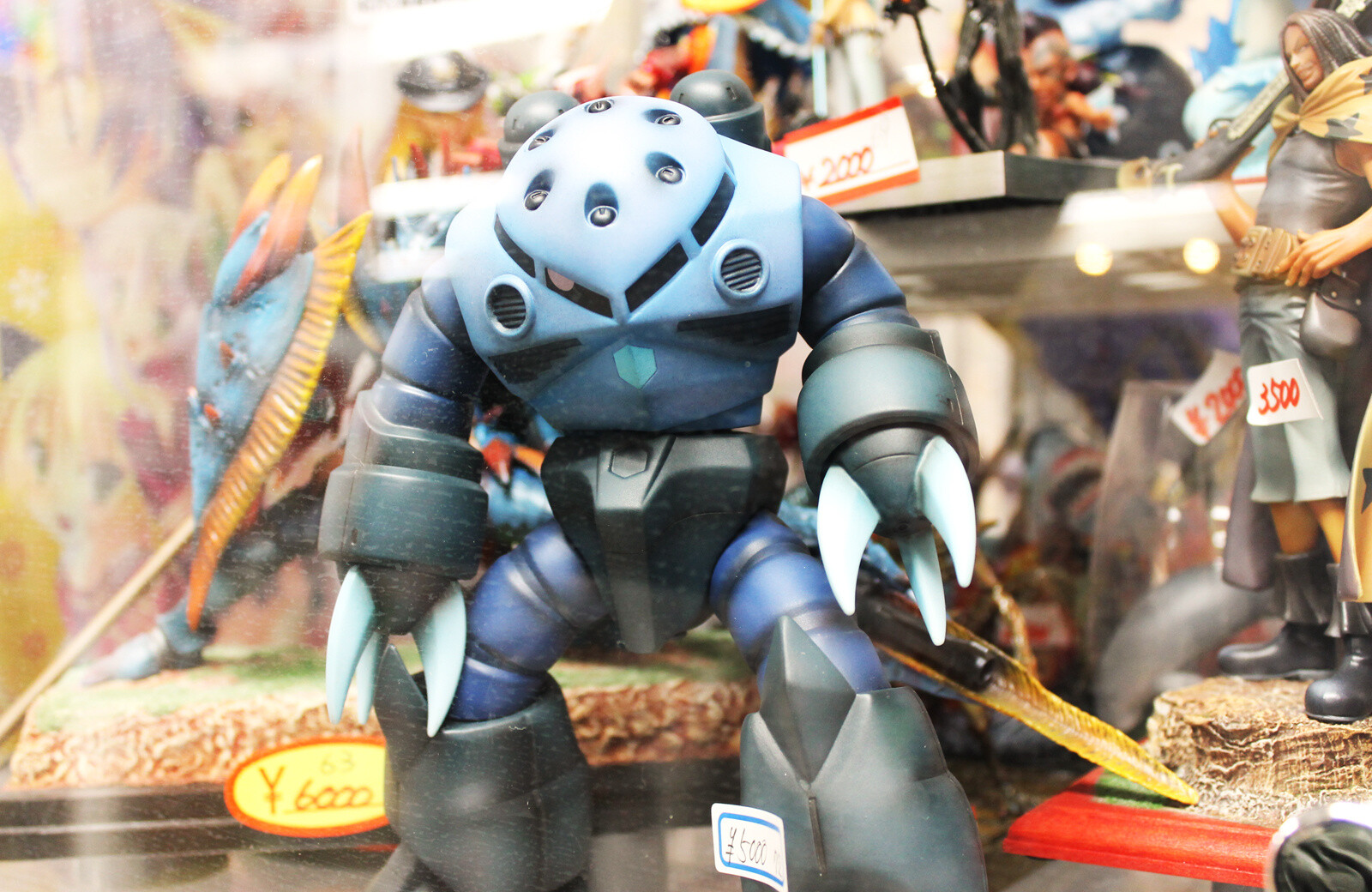 ASTOP: A Rental Showcase Specialty Shop in Akihabara 13